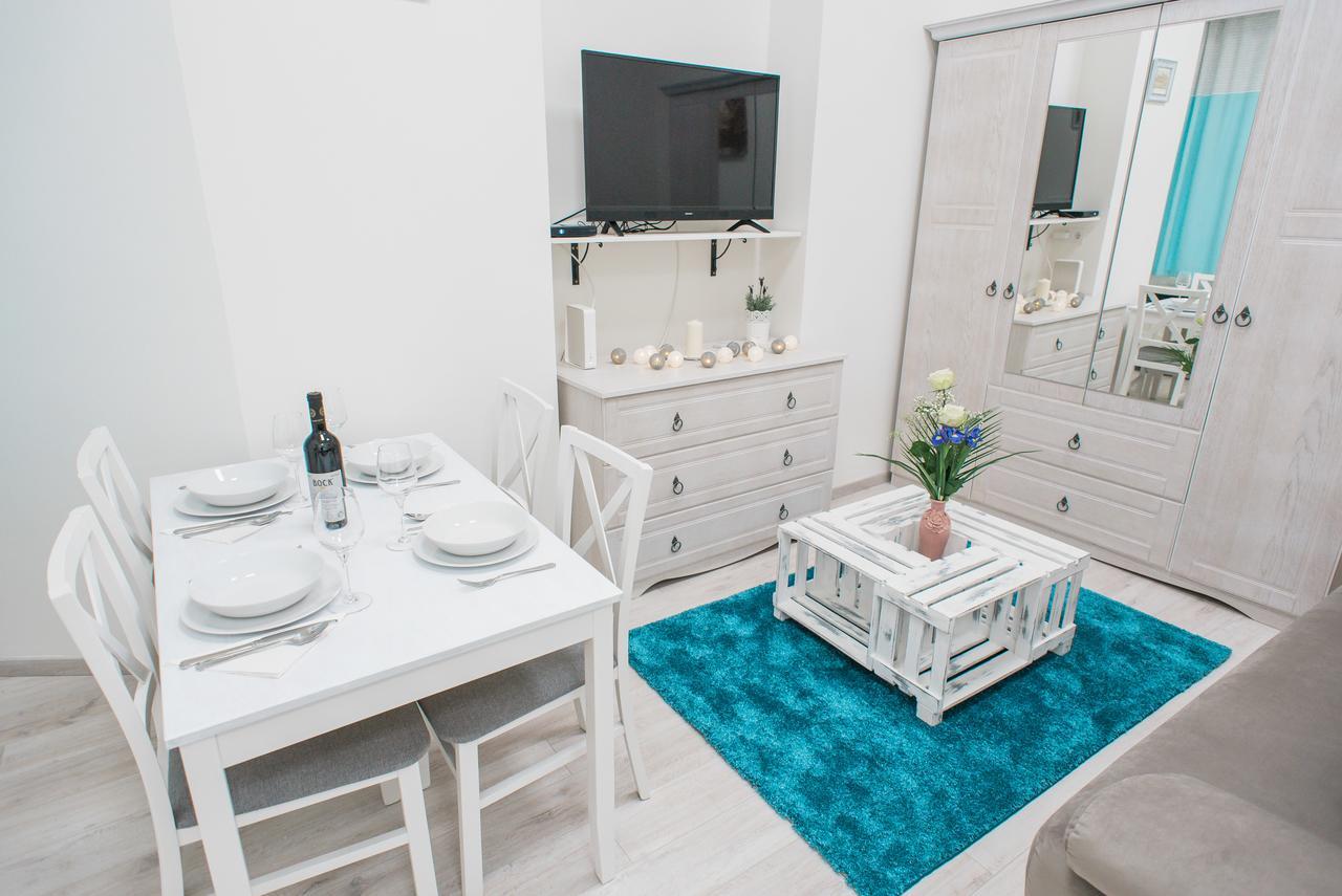 Vintage Apartment In The Center Boedapest Buitenkant foto